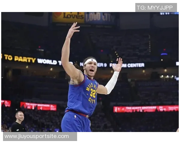 戈登因腿筋拉伤缺席一段时间掘金主帅对球队前景表示担忧 戈登因腿筋拉伤缺席一段时间掘金主帅对球队前景表示担忧