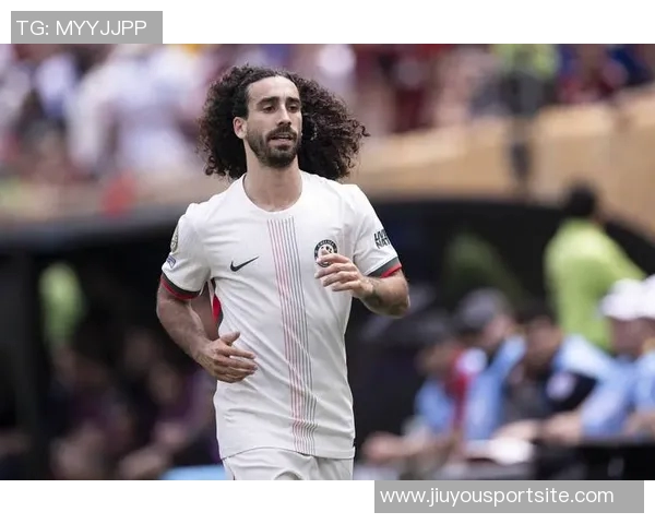 乔治分享训练趣事里斯詹姆斯总是最早到场库库雷利亚幽默风趣引发笑声