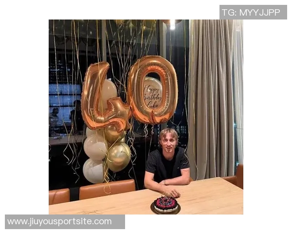 莫德里奇社媒庆祝胜利与榜首激情四溢为米兰加油助威