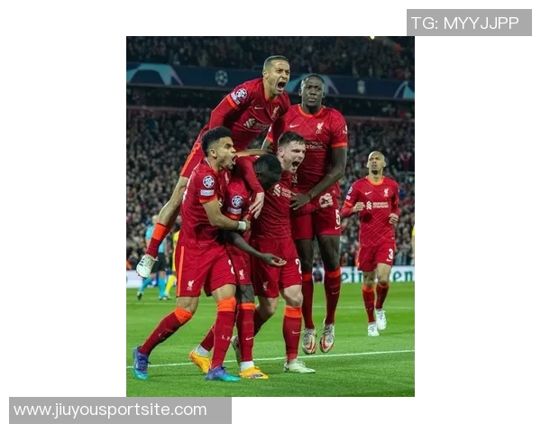 B费本赛季英超创造机会65次领跑五大联赛仅次维尼修斯和姆巴佩